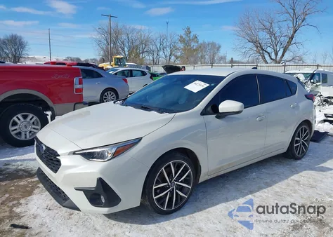 2024 Subaru Impreza Sport 5-Door z USA, uszkodzony, nr VIN JF1GUAFC5R8318436